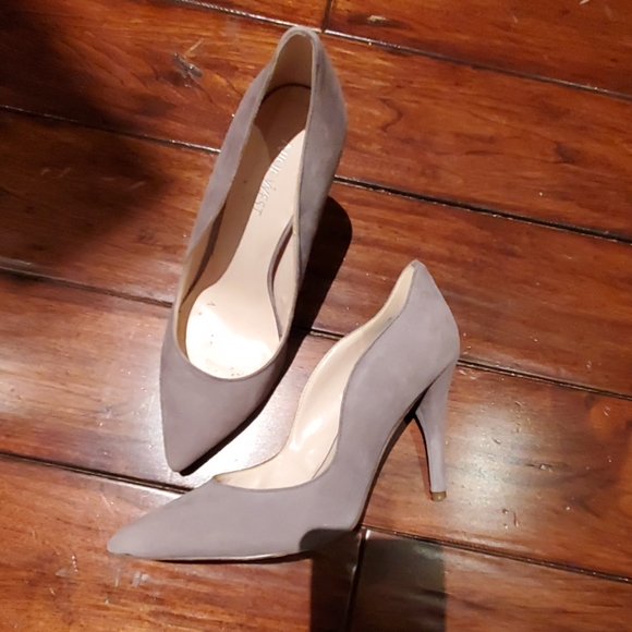 Nine West Shoes - Suede heels. Nine west size 7
